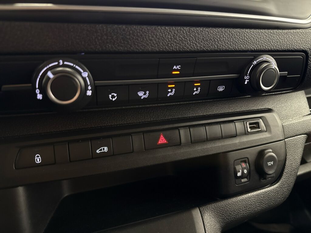 Toyota Proace 2024 Valkoinen