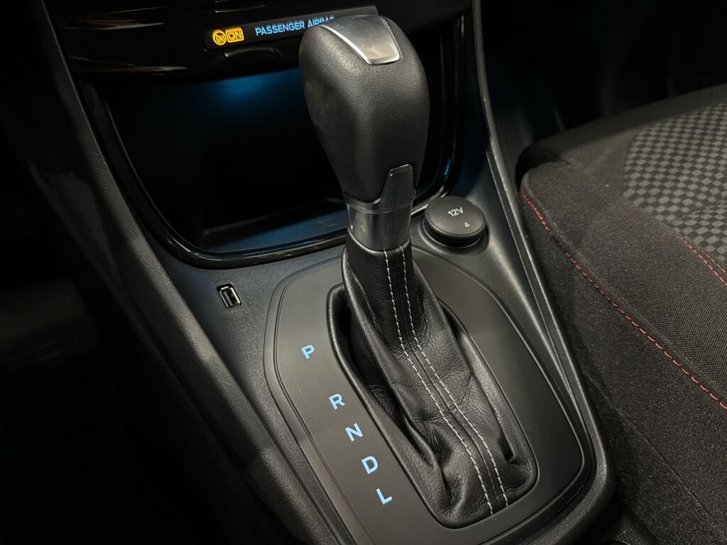 Ford Puma 2024 Valkoinen