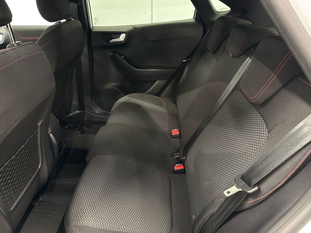 Ford Puma 2024 Valkoinen