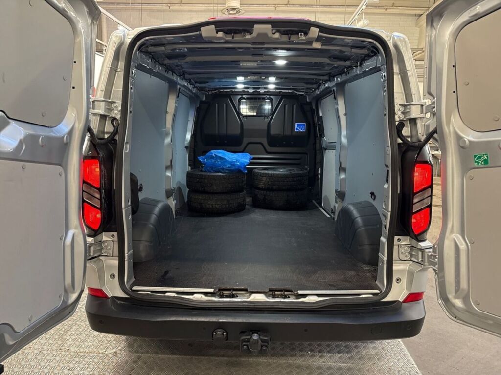 Ford Transit Custom 2024 Harmaa