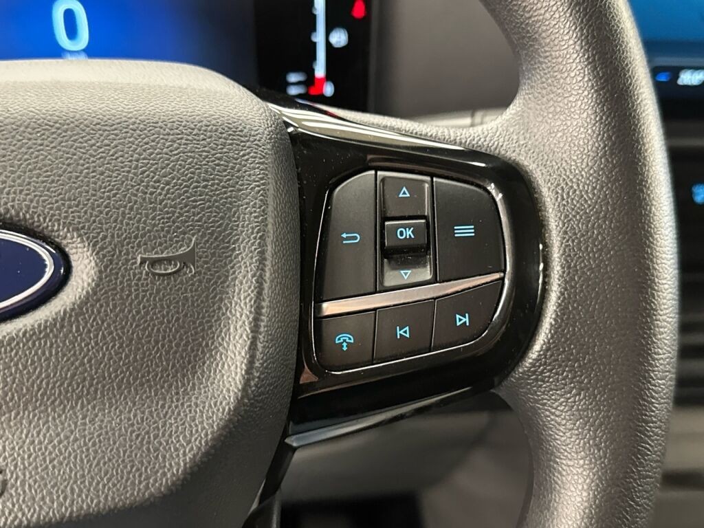 Ford Transit Custom 2024 Valkoinen