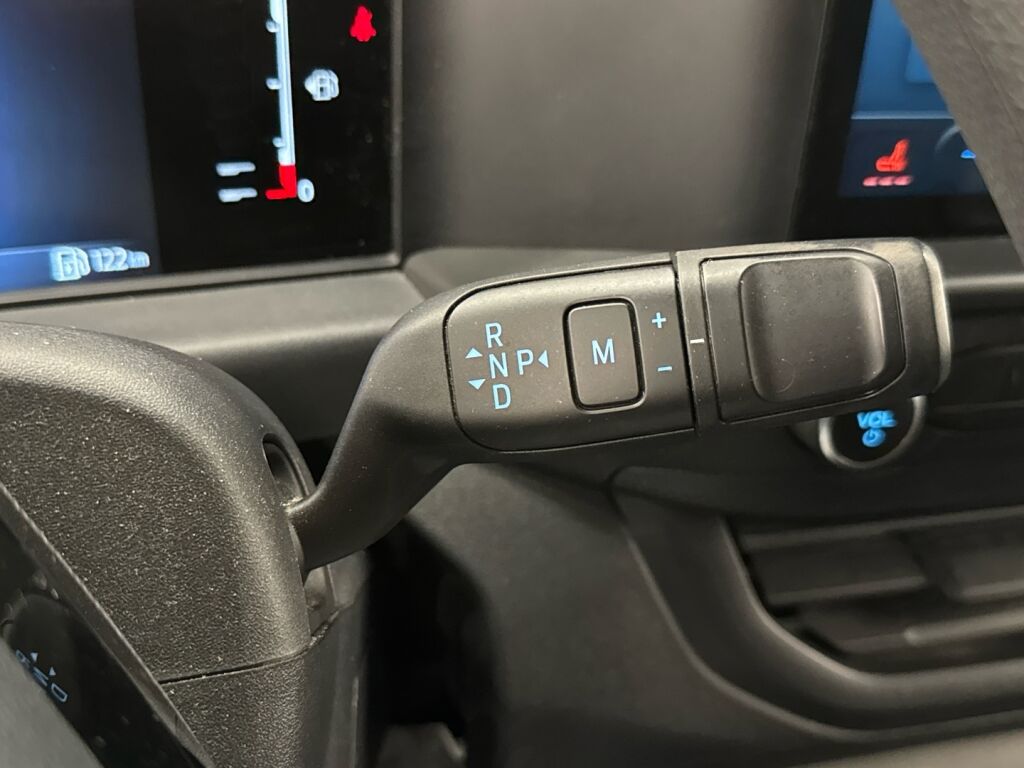 Ford Transit Custom 2024 Valkoinen