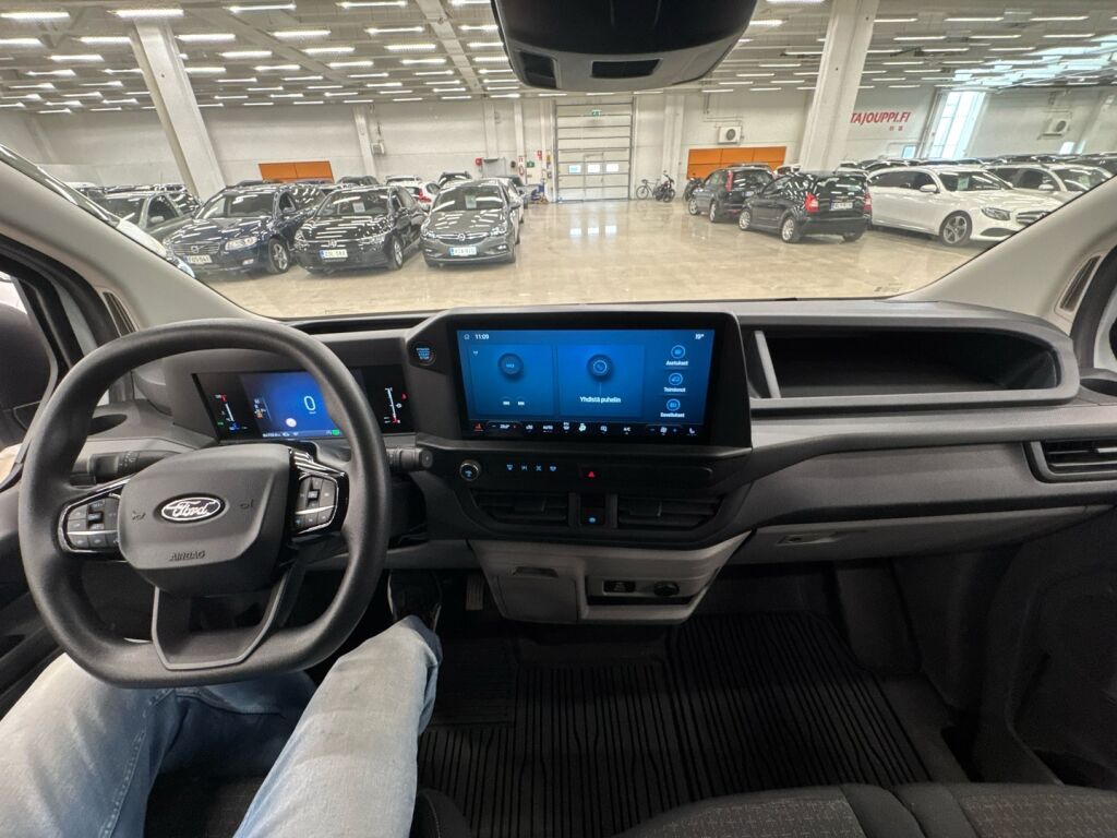 Ford Transit Custom 2024 Valkoinen