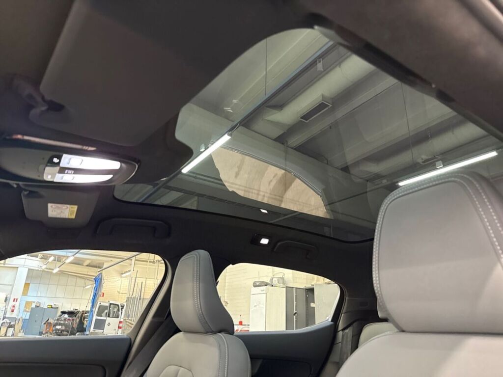 Polestar 2 2024 Harmaa