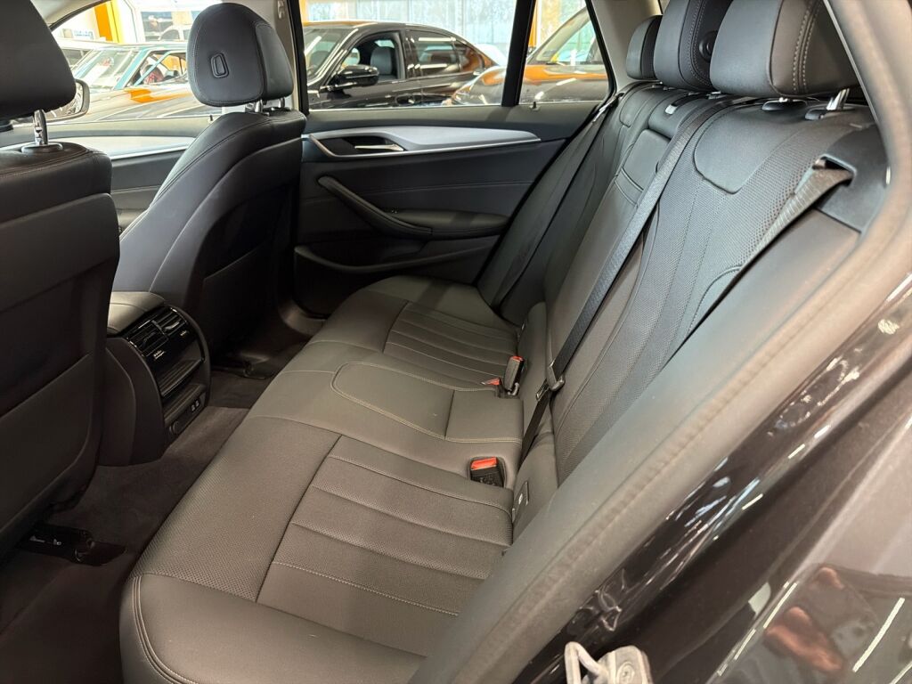 BMW 530 2021 Harmaa