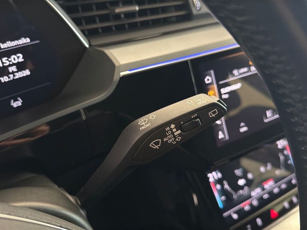 Audi e-tron 2021 Harmaa
