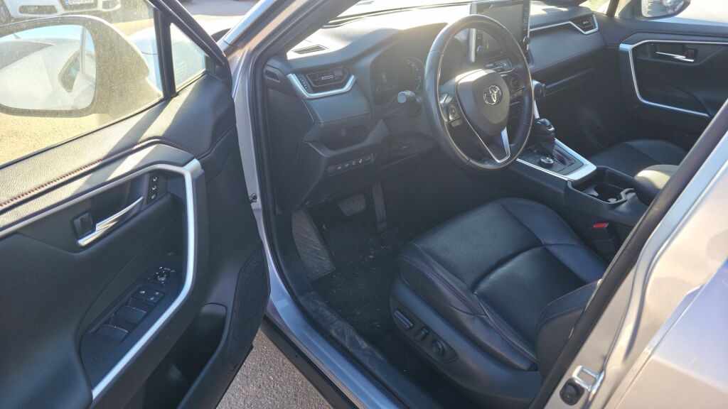 Toyota RAV4 2021 Harmaa