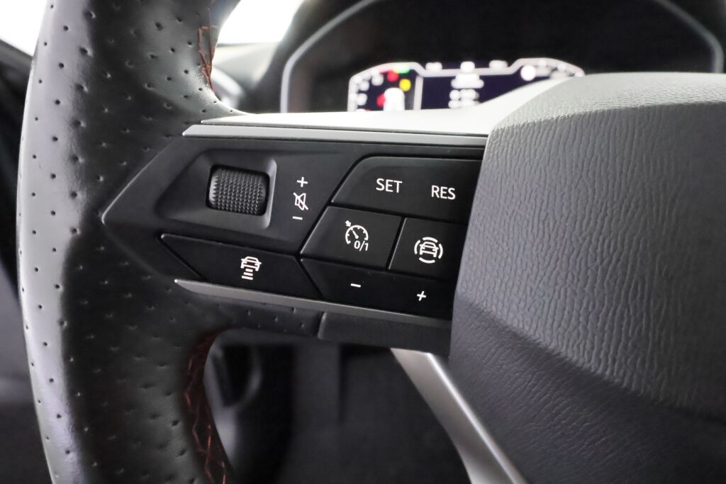 Seat Leon Sportstourer 2021 Harmaa