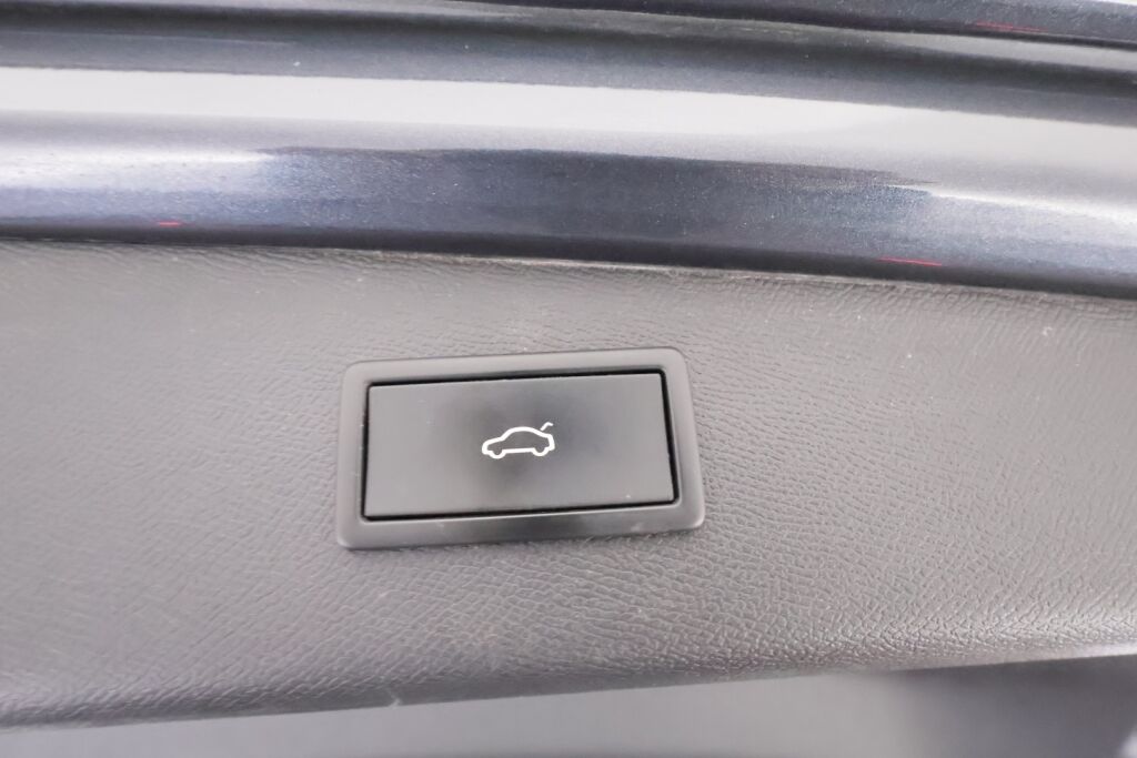 Seat Leon Sportstourer 2021 Harmaa