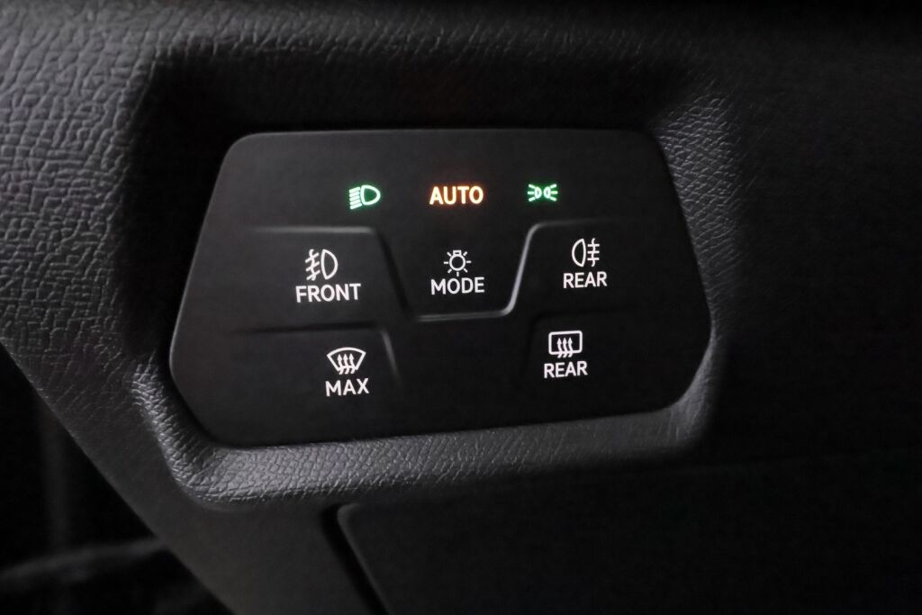 Seat Leon Sportstourer 2021 Harmaa