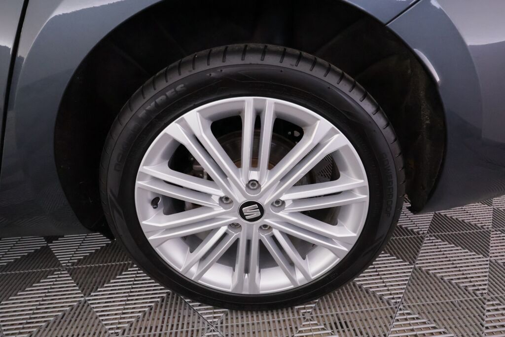 Seat Leon Sportstourer 2021 Harmaa