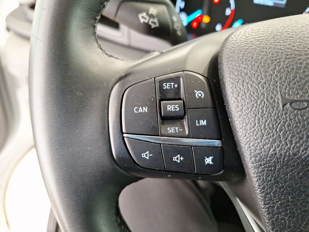 Weinsberg CARABUS 2024 Valkoinen