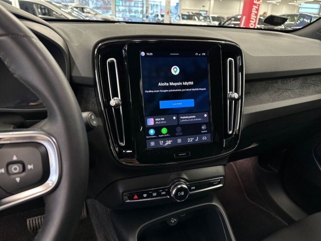 Volvo XC40 2024 Harmaa