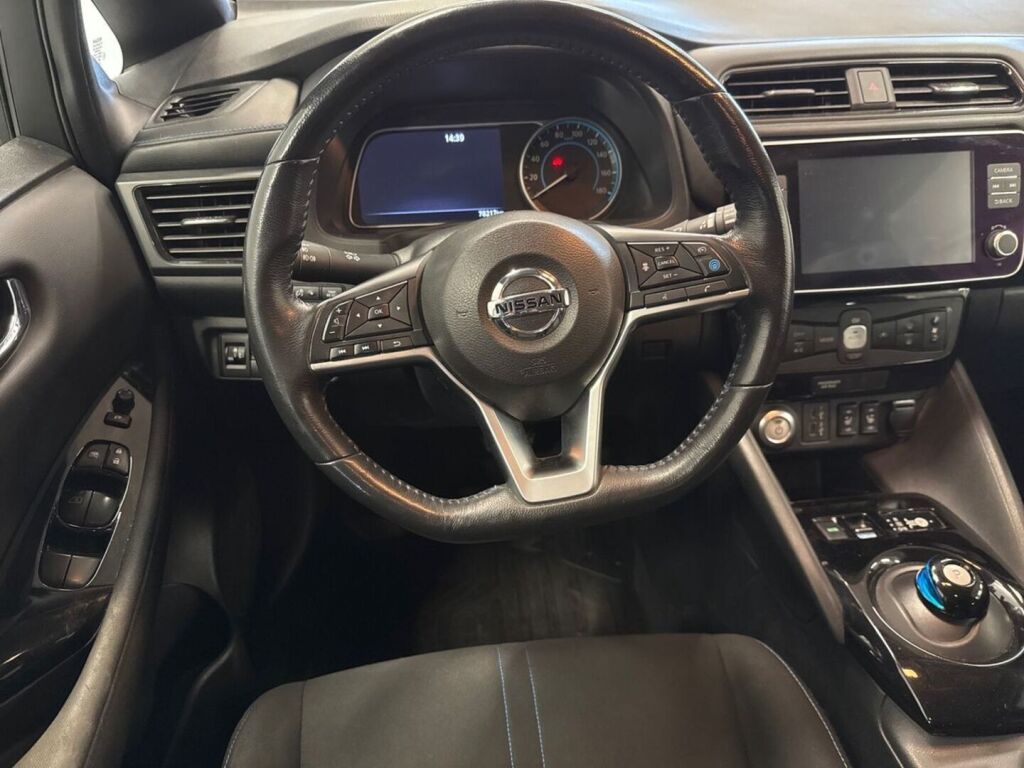 Nissan Leaf 2022 Harmaa