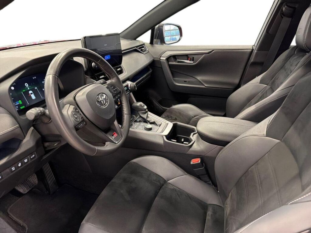 Toyota RAV4 Plug-in 2023 Punainen