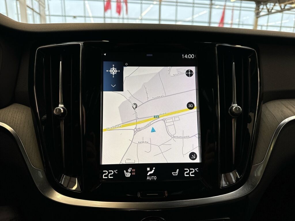 Volvo V60 2020 Musta