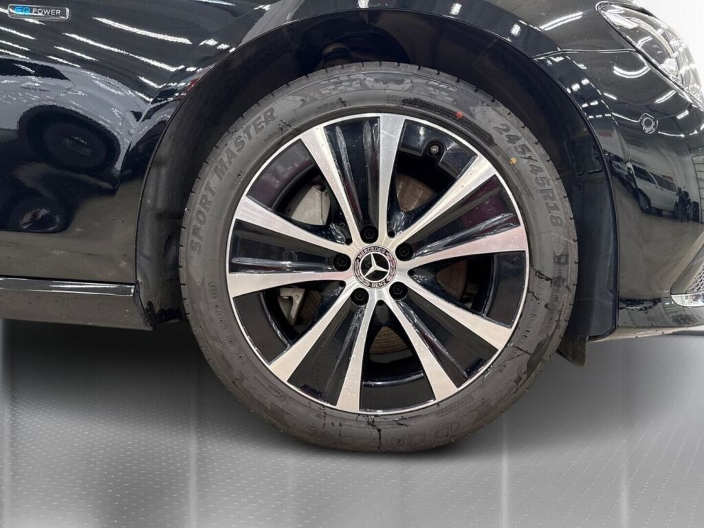 Mercedes-Benz E 2021 Musta