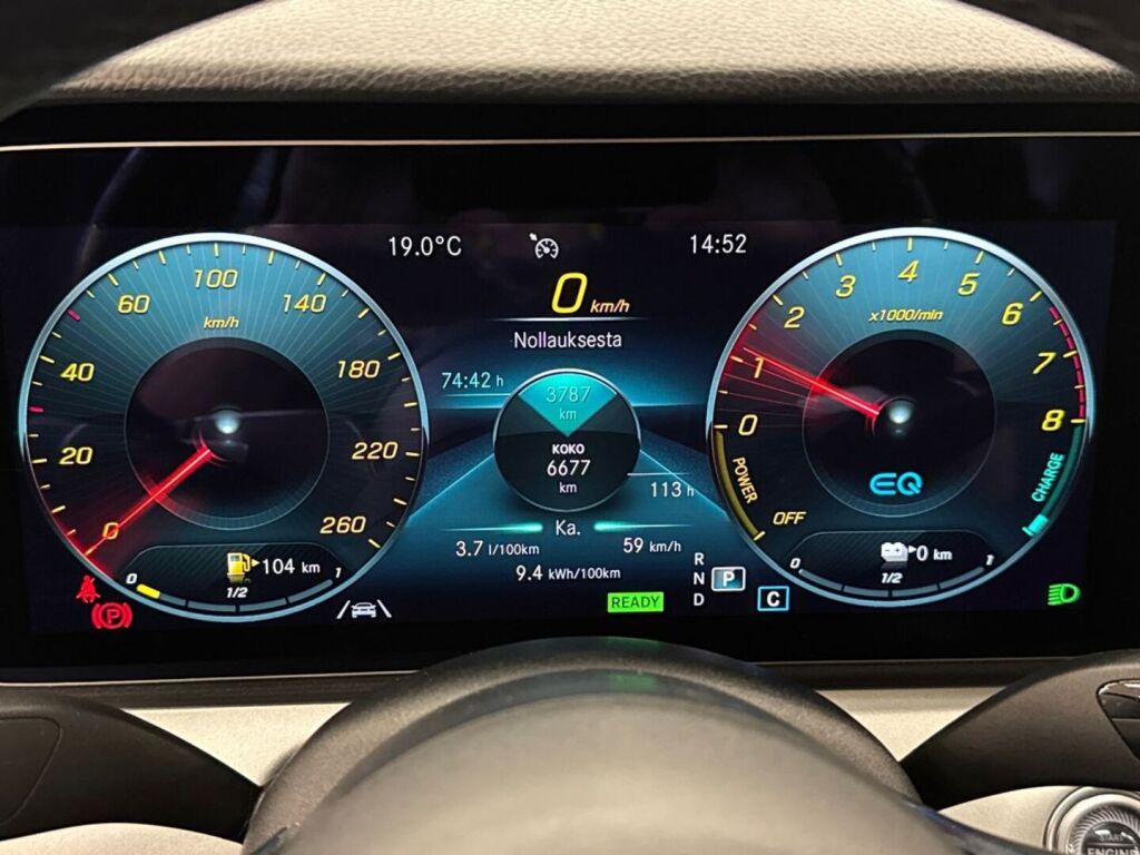 Mercedes-Benz E 2021 Musta