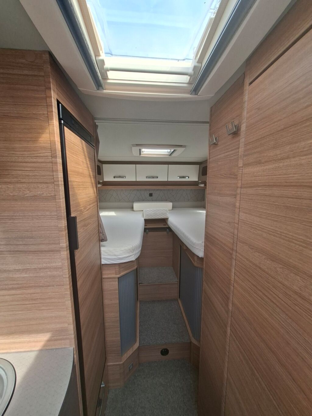 Weinsberg CaraCompact MEG 600 Pepper Edition 2025 Valkoinen