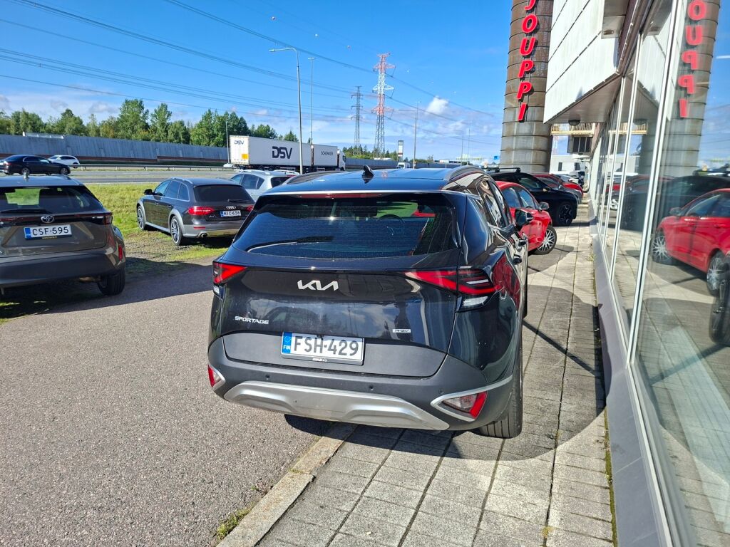 Kia Sportage 2022 Musta