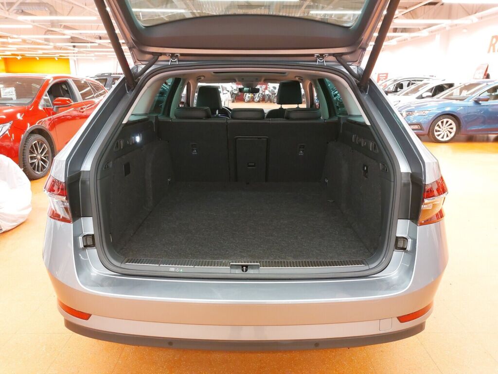 Skoda Superb 2020 Harmaa