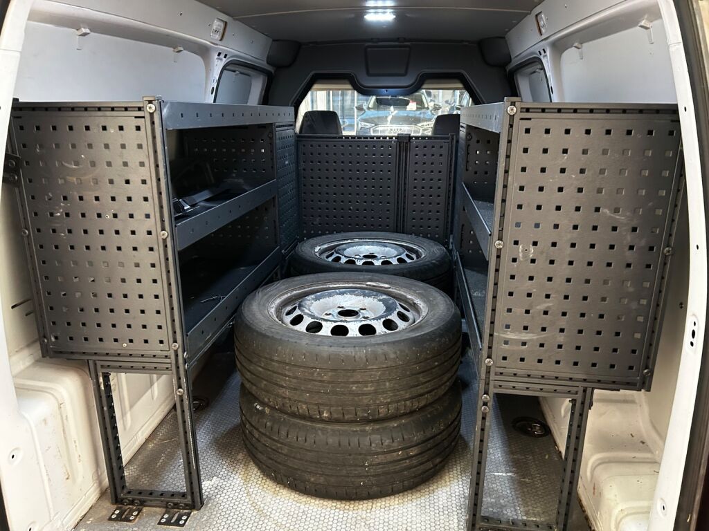 Volkswagen Caddy Maxi 2019 Valkoinen