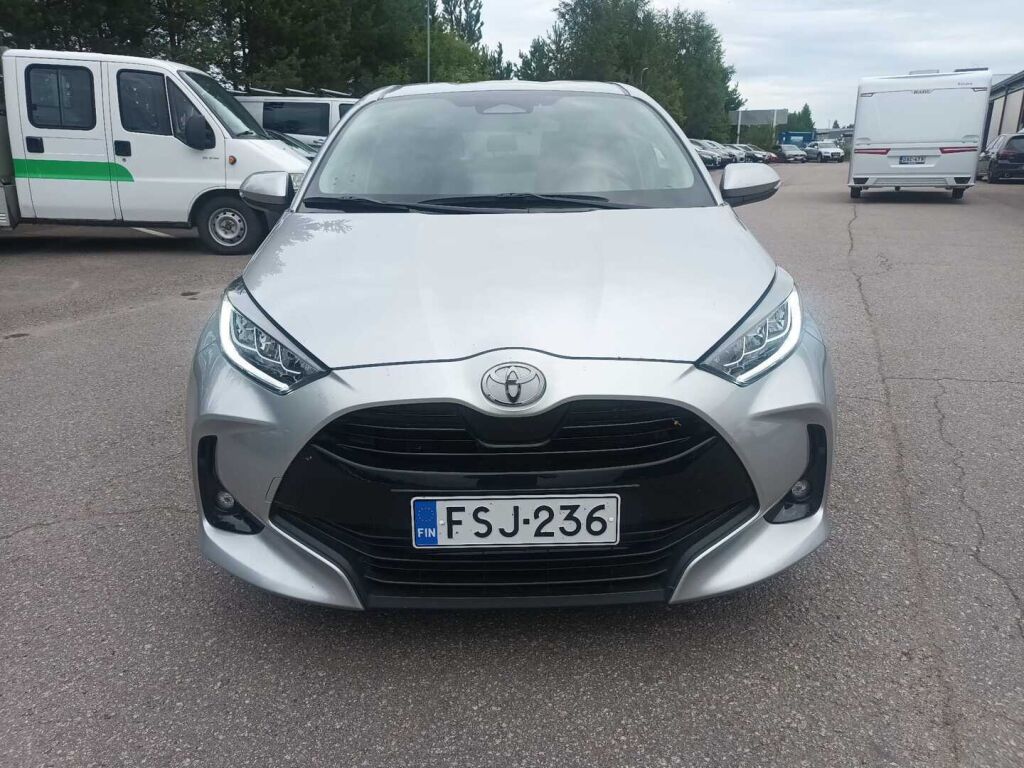 Toyota Yaris 2025 Hopea