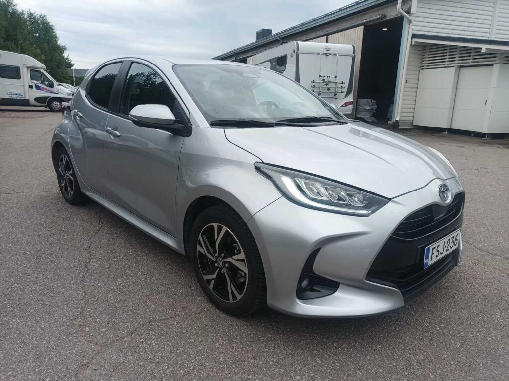 Toyota Yaris 2025 Hopea