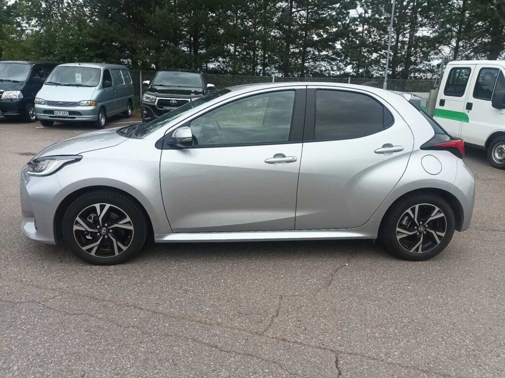 Toyota Yaris 2025 Hopea