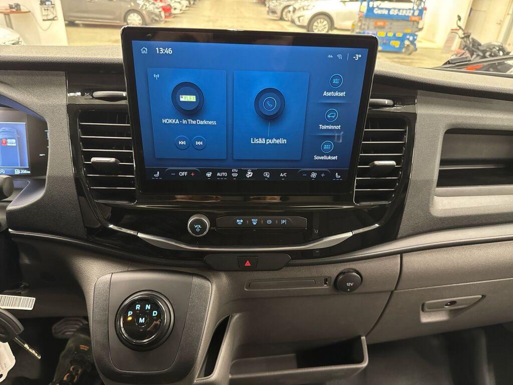 Ford Transit 2025 Valkoinen