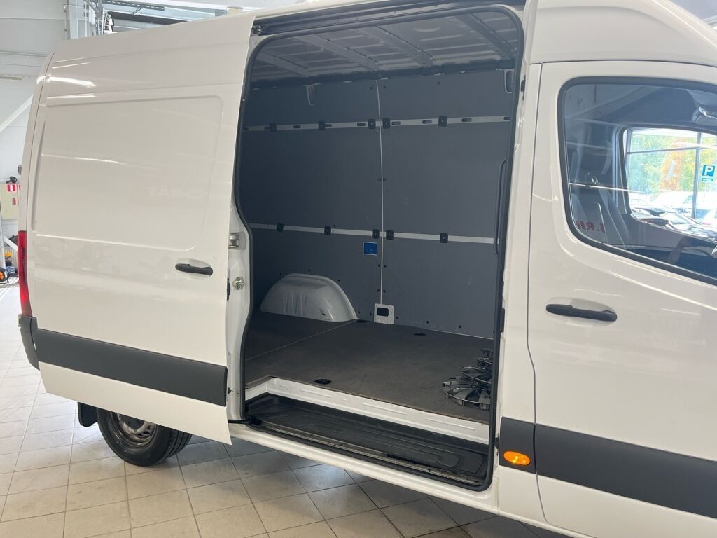 Mercedes-Benz Sprinter 2023 