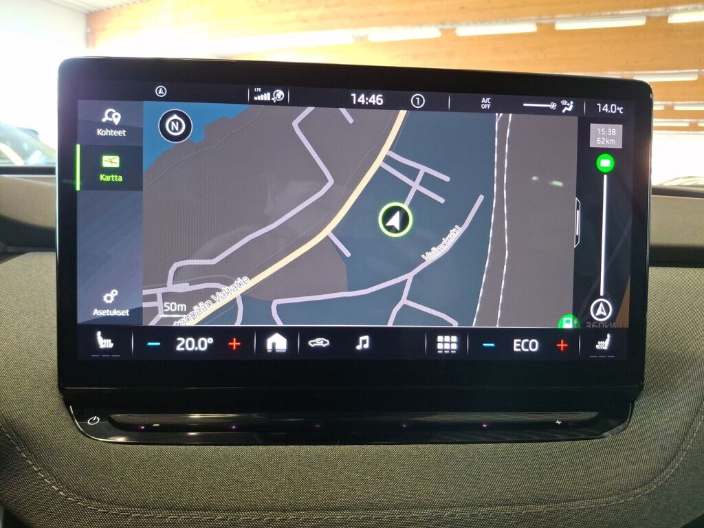 Skoda Enyaq 2023 Valkoinen