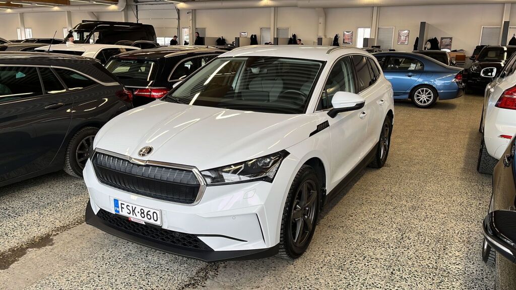 Skoda Enyaq 2023 Valkoinen