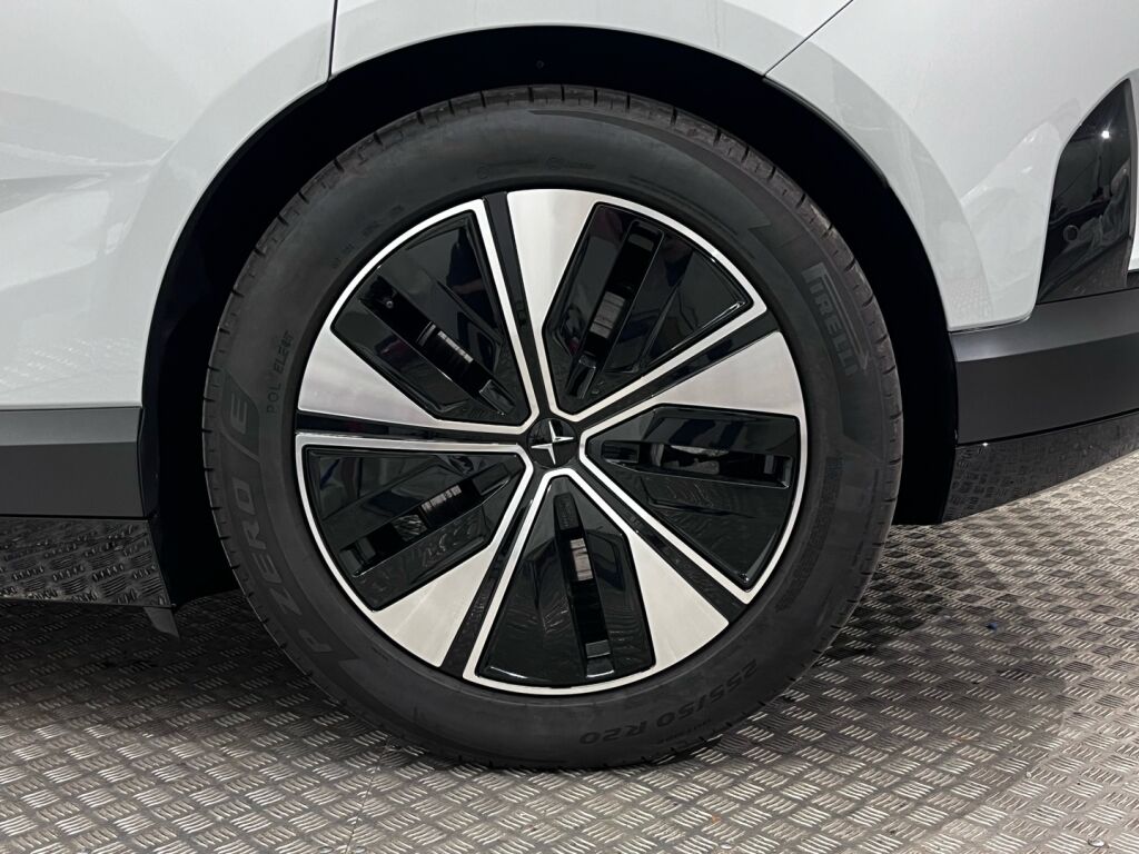 Polestar 4 2024 Harmaa