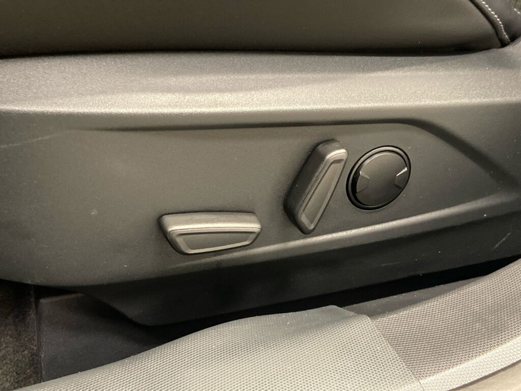 Ford Mustang Mach-E 2022 