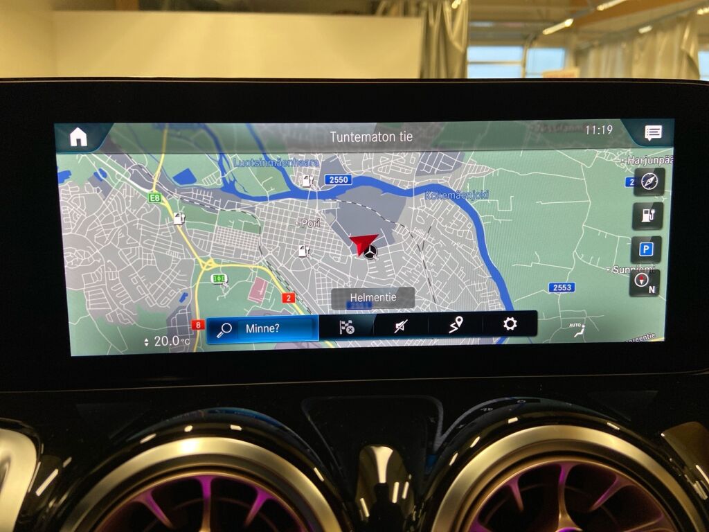 Mercedes-Benz EQB 2022 Musta