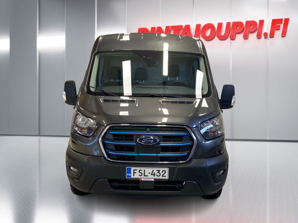 Ford Transit 2023 
