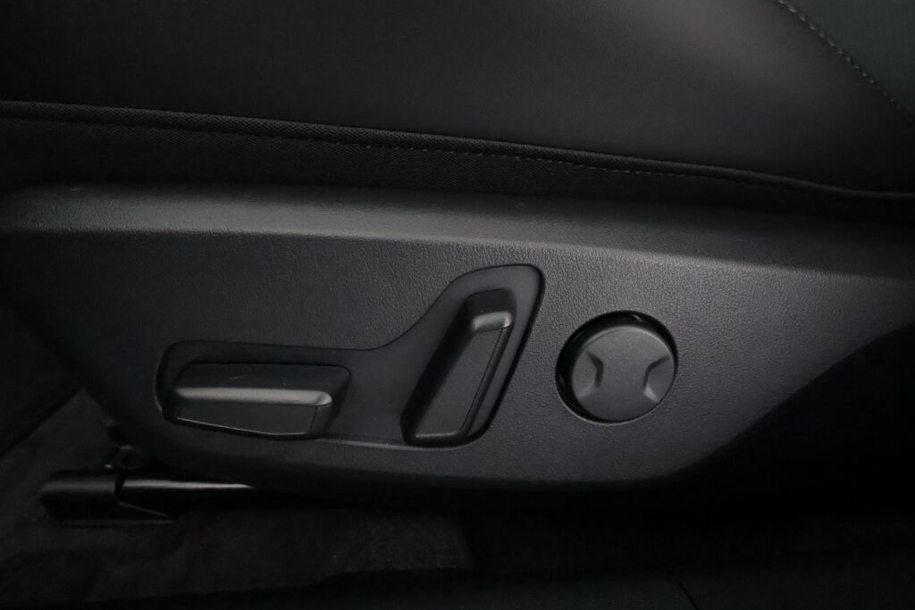 Kia EV4 2025 Sininen