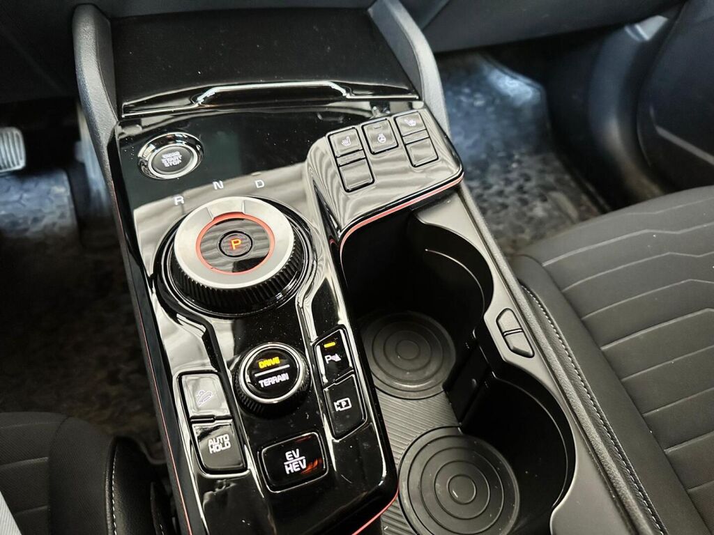 Kia Sportage 2022 Valkoinen