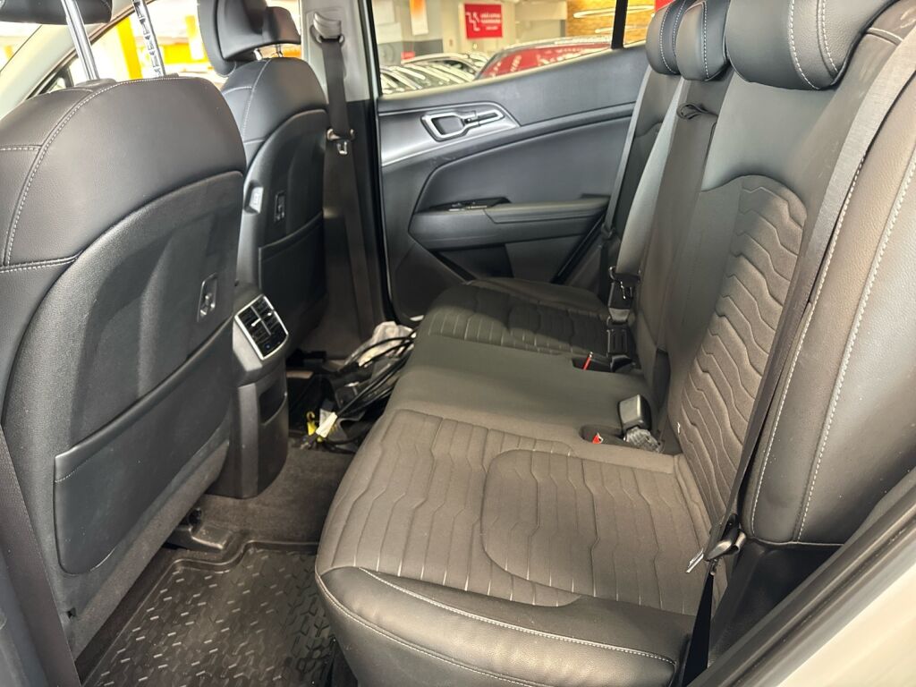 Kia Sportage 2022 Valkoinen