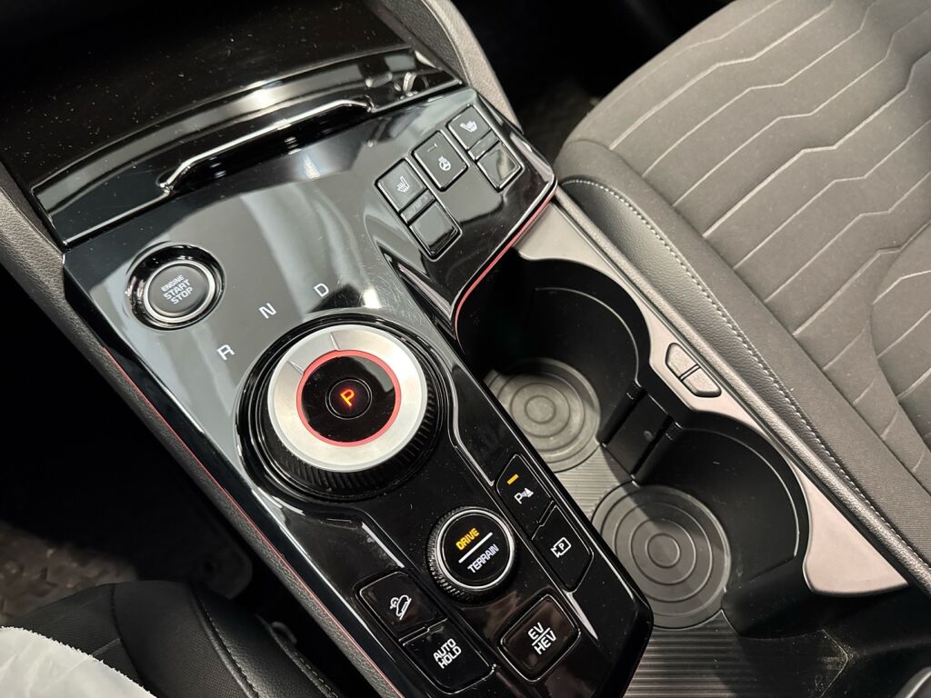 Kia Sportage 2022 Valkoinen