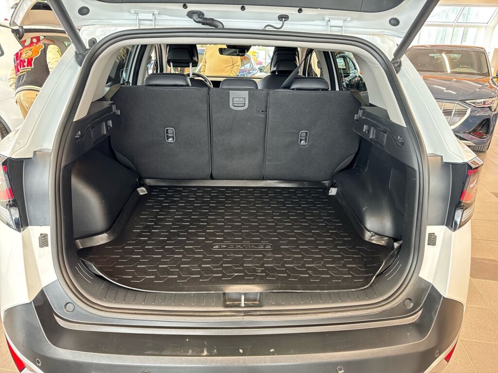 Kia Sportage 2022 Valkoinen