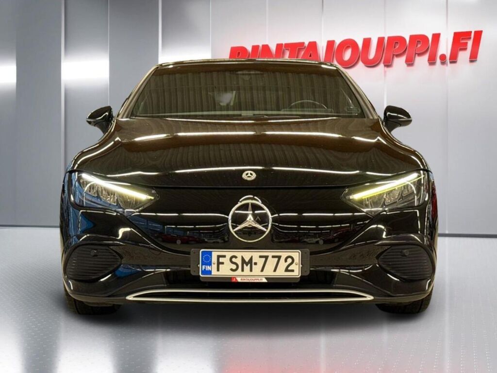Mercedes-Benz EQE 2023 Musta