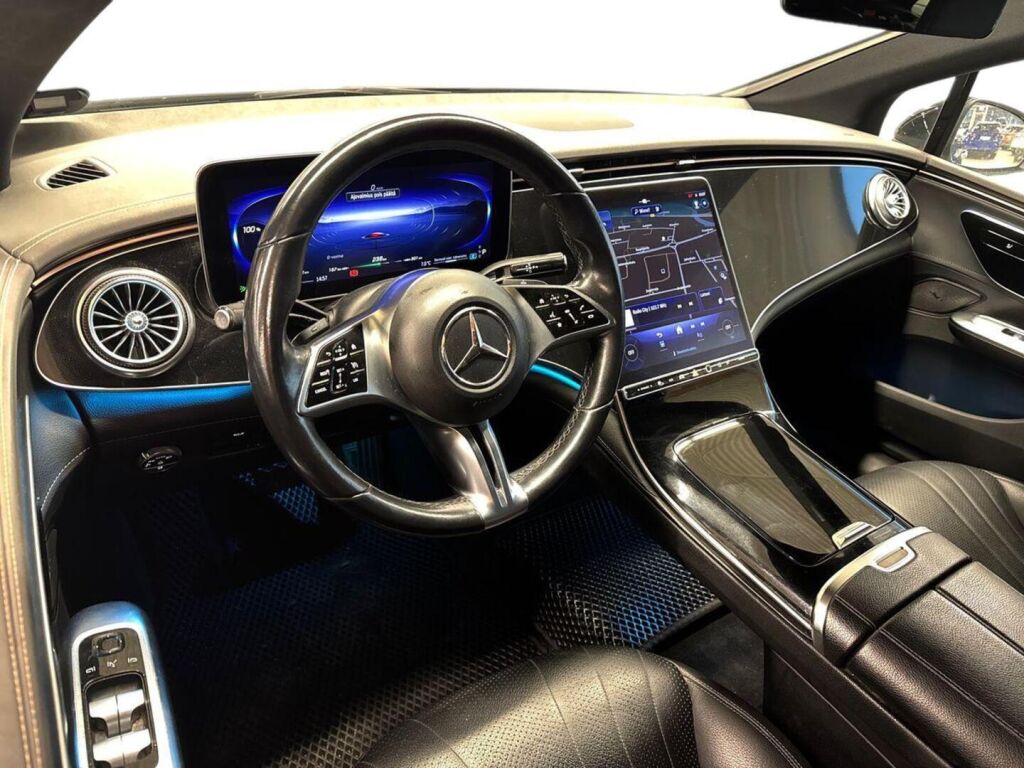 Mercedes-Benz EQE 2023 Musta