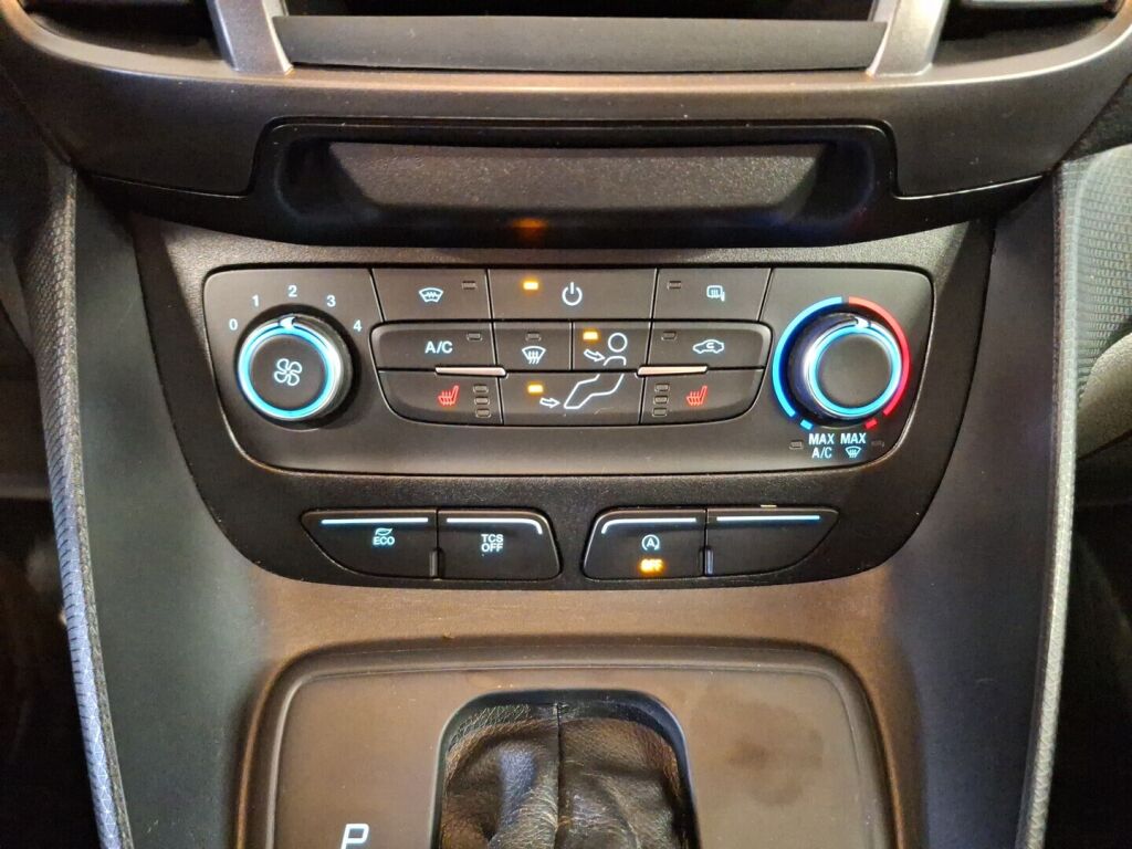 Ford Transit Connect 2023 Valkoinen