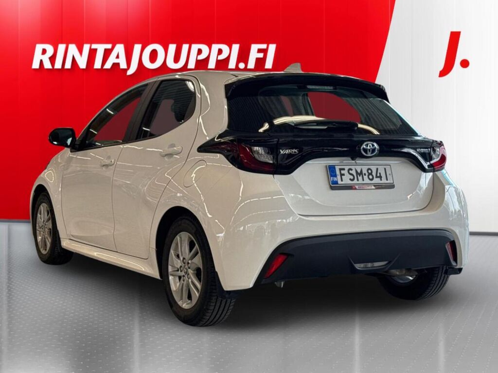Toyota Yaris 2023 Valkoinen