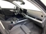 Audi A4 2023 Musta