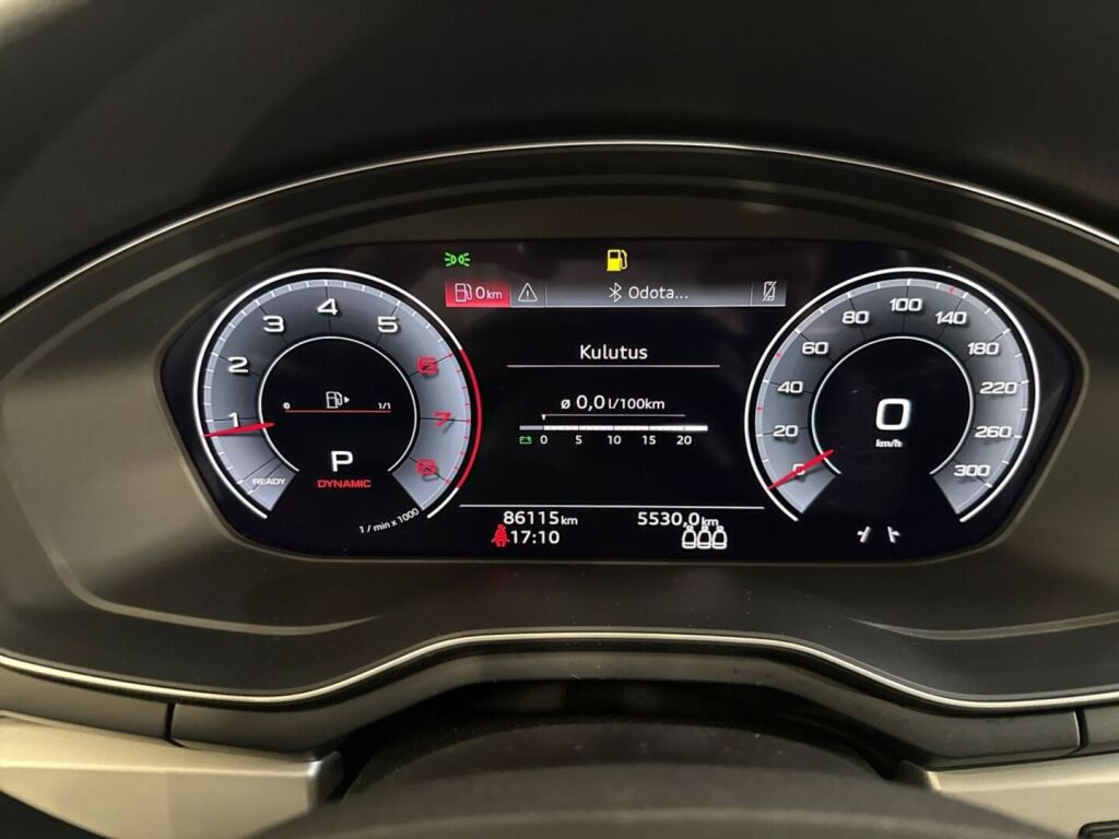 Audi A4 2023 Musta