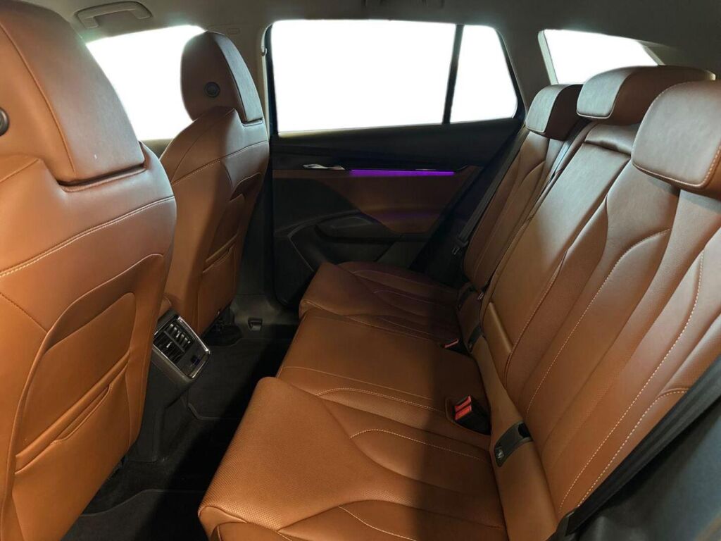 Skoda Enyaq 2023 Sininen