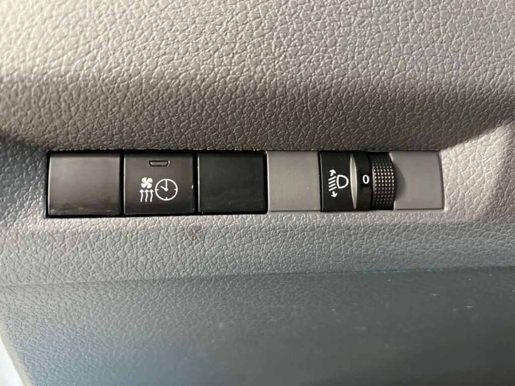 Toyota Proace 2022 Valkoinen